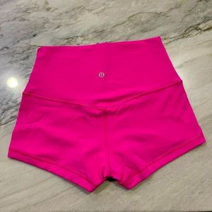 Pink Lululemon Align High Rise Short 2.5” 🩷🔥